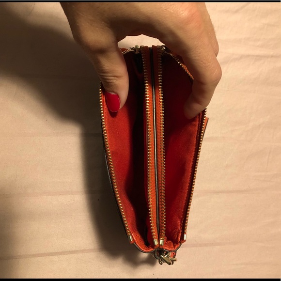 Coach wristlet - Picture 4 of 5